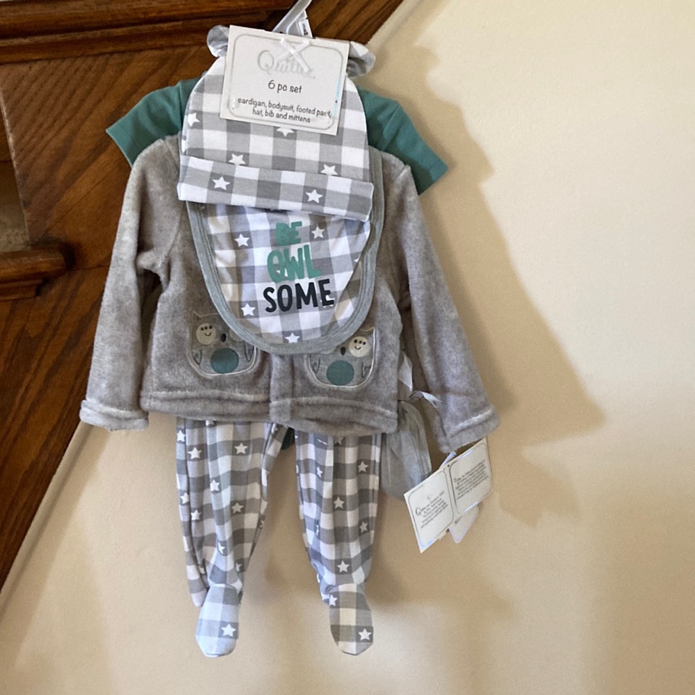 Quiltex 6 piece set NWT 3/6 Month Baby Boy